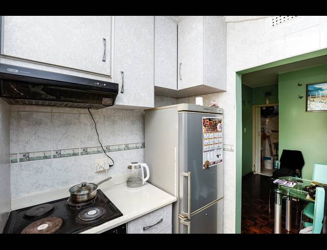 1 BEDROOM FLAT FOR SALE IN OVERPORT